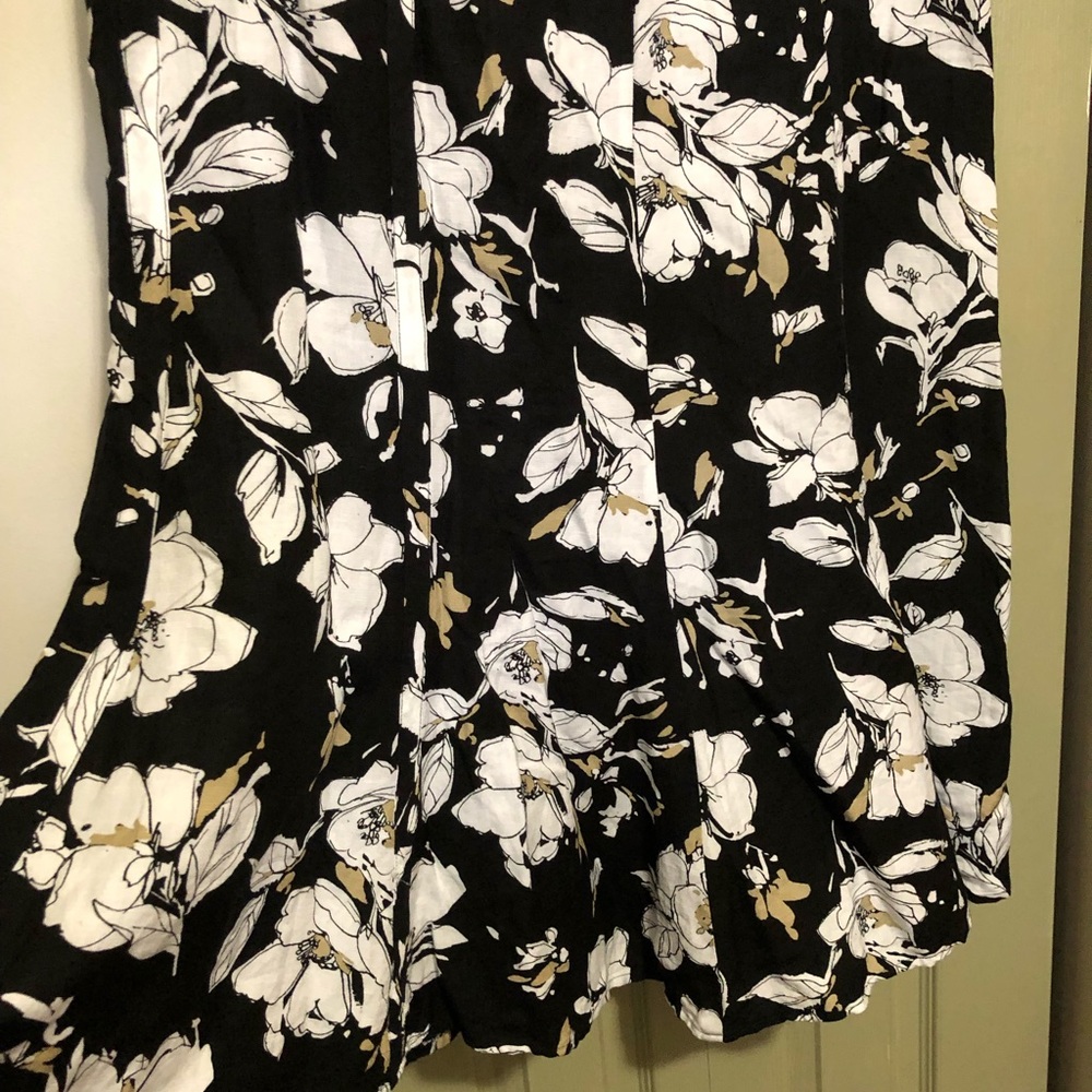 Outfit - Picture 2 of 7